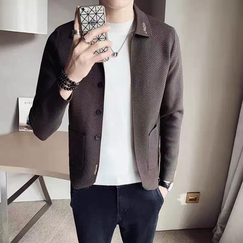 Damen Moderne Strickjacke mit strukturiertem Design Echoarchiv
