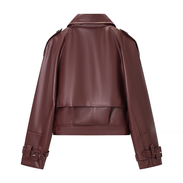 Damen Kurz geschnittene Bikerjacke aus Lederoptik mit asymmetrischer Reversklappe und Taillenriegel Echo Archiv