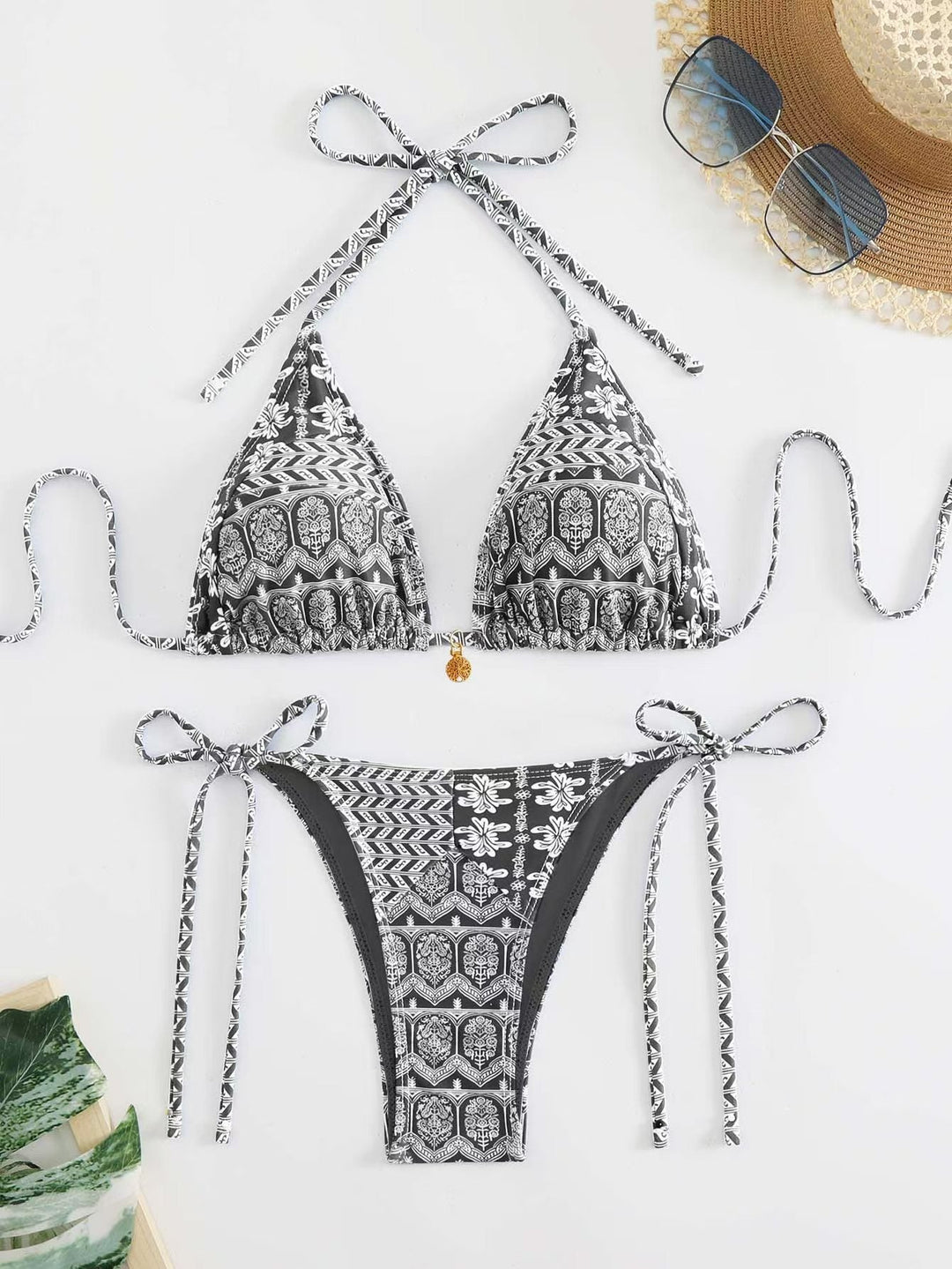 Damen Triangel-Bikini-Set mit verspieltem Blumenmuster Echoarchiv