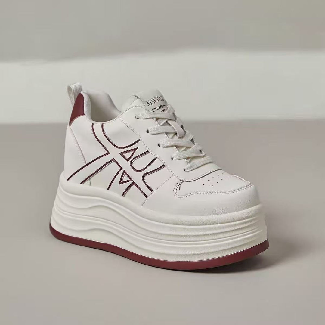 Damen Plateau Sneaker mit grafischem Muster und dämpfender Sohle Echo Archiv