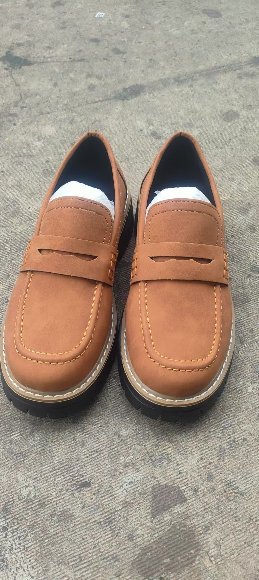 Herren nan robuste Penny-Loafer mit markanter Profilsohle, handwerklicher Ziernaht und gepolstertem Komfortfußbett Echo Archiv