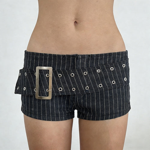 Damen modische Shorts mit hochwertigem Gürtel und Nieten-Details Echo Archiv