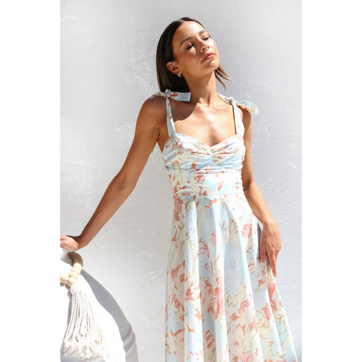 Damen Sommerliches Maxikleid mit verstellbaren Trägern und Raffungen Echo Archiv