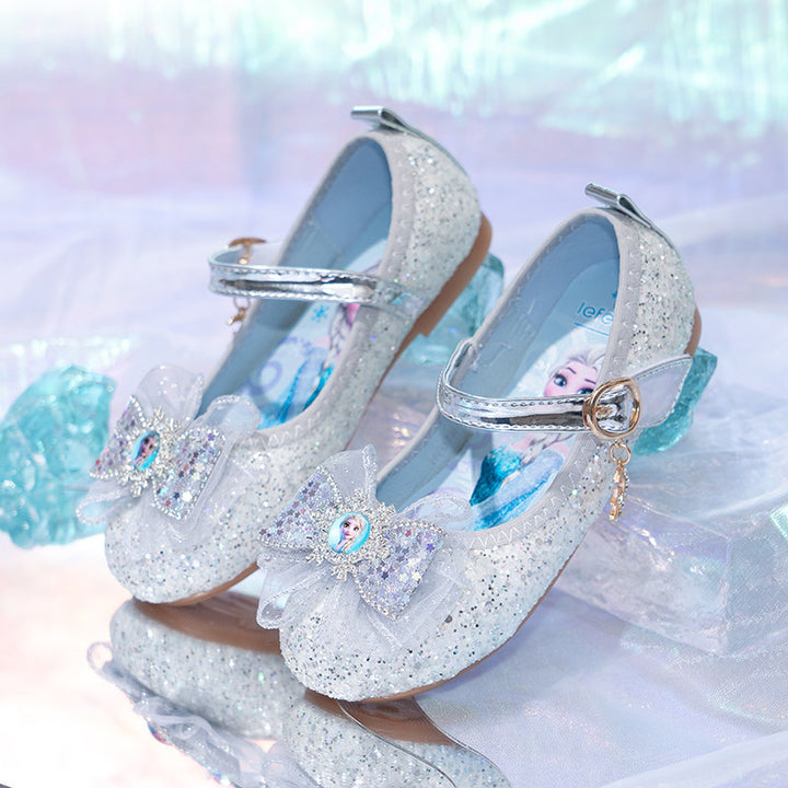Mädchen Glitzernde Ballerina mit dekorativer Schleifenapplikation Echo Archiv