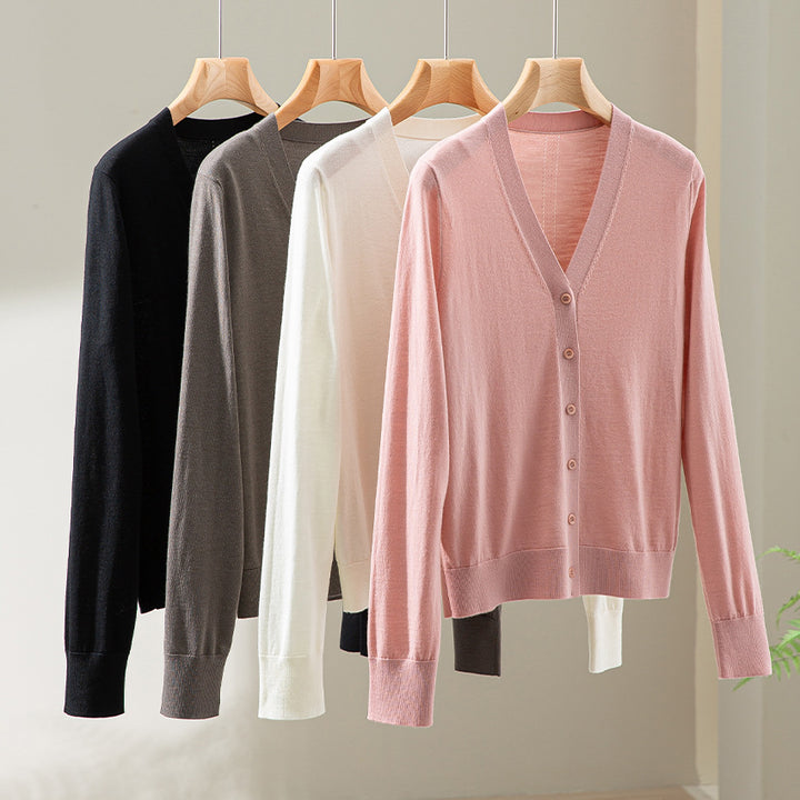 Damen Feinstrick-Cardigan mit V-Ausschnitt, Knopfleiste und Rippbündchen Echoarchiv