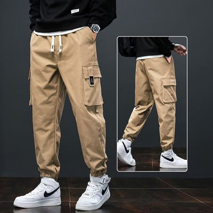 Herren Cargo-Jogginghose mit praktischen Seitentaschen – Bravaro