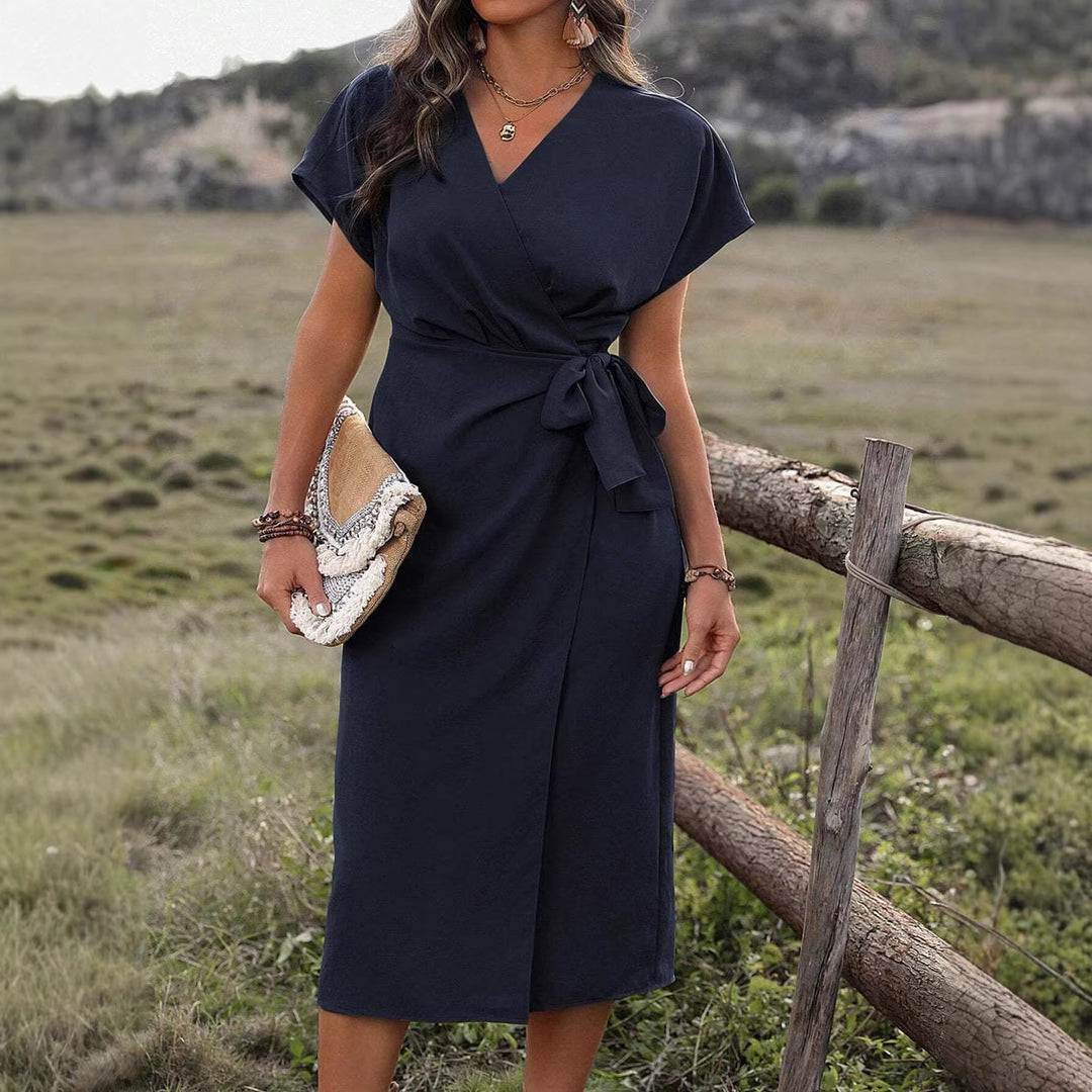 Damen Wickelkleid mit hohem Schlitz und elegantem V-Ausschnitt Echo Archiv