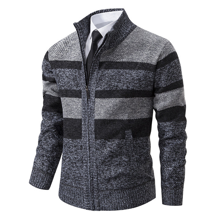Herren Strickjacke mit Stehkragen und modernem Streifenmuster Echoarchiv