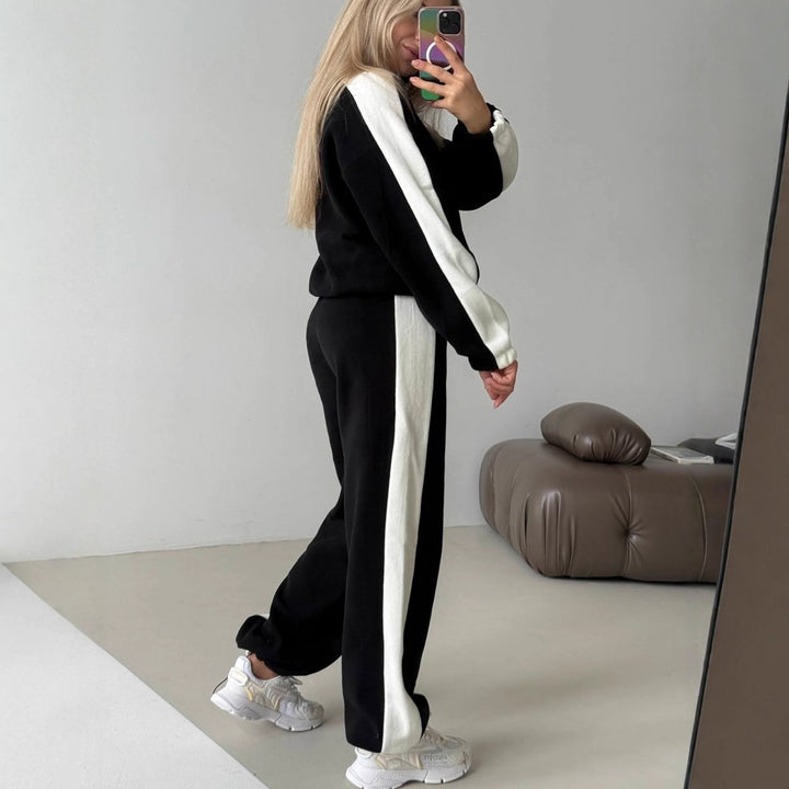 Damen sportlich-elegantes Fleece-Trainingsset mit kurzem Stehkragen-Zip, elastischem Bund und seitlichen Kontrastbahnen – Avérine