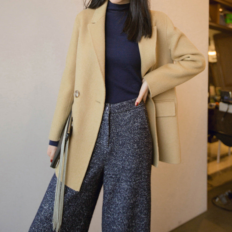 Damen Eleganter Wollblazer mit doppelter Knopfleiste Echoarchiv