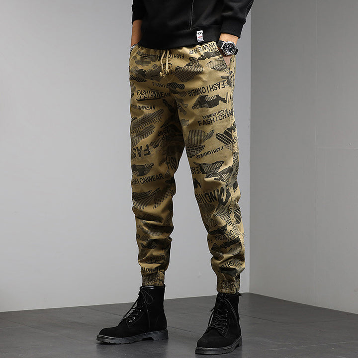 Herren Cargohose im Joggerstil mit Camouflage‑Print, Elastischem Tunnelzugbund und Klappentaschen Echo Archiv