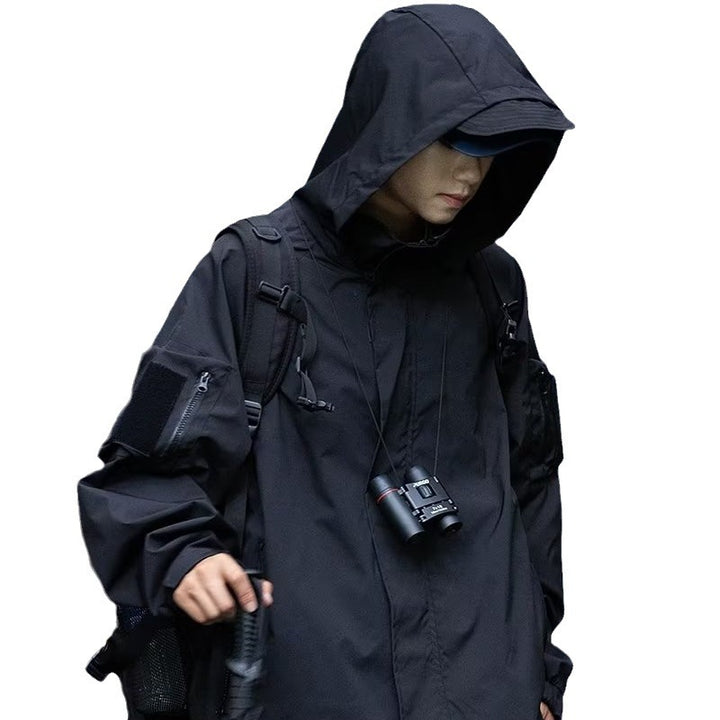 Herren technische Multifunktionsjacke mit praktischen Taschen und verstellbarem Kapuzenbund Echoarchiv