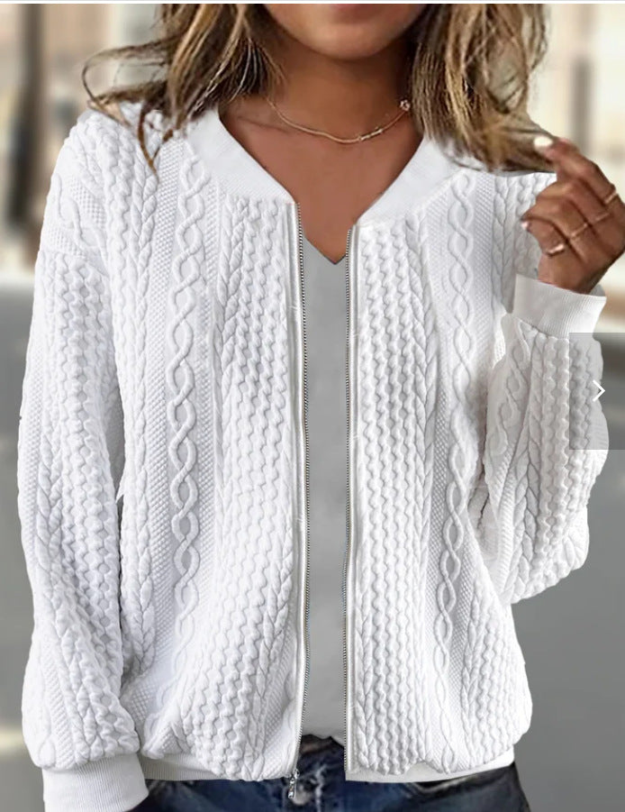 Damen Strickjacke mit Echoarchivrnem Kabelstrickmuster und eleganter Schnittführung Echoarchiv