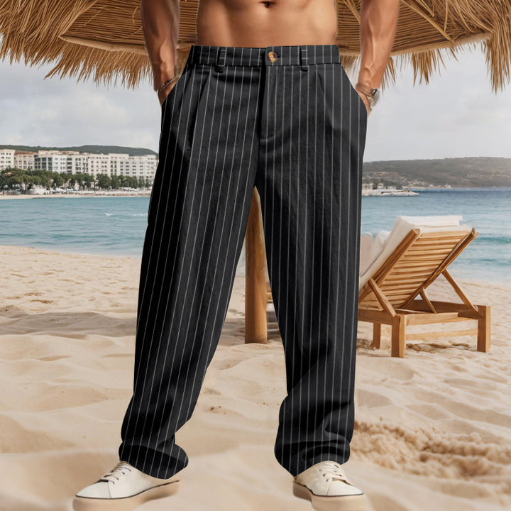 Herren Elegante gestreifte Freizeithose mit entspanntem Schnitt und praktischen Taschen Echoarchiv