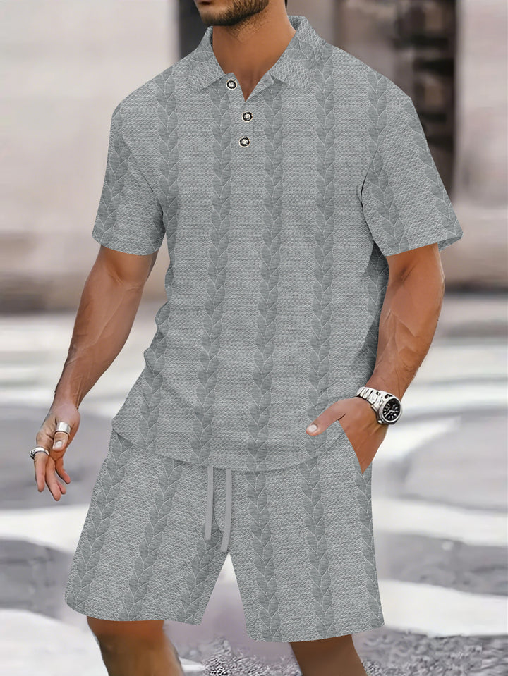 Herren Polohemd mit strukturiertem Muster und passender Shorts Echoarchiv
