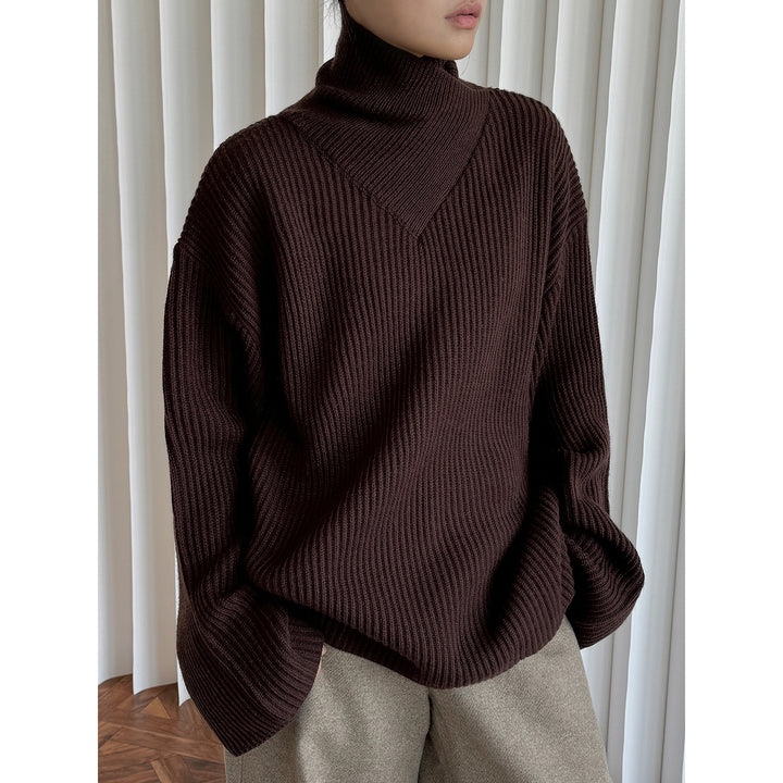 Damen Oversize Rippstrick-Rollkragenpullover mit V‑Passe Echoarchiv