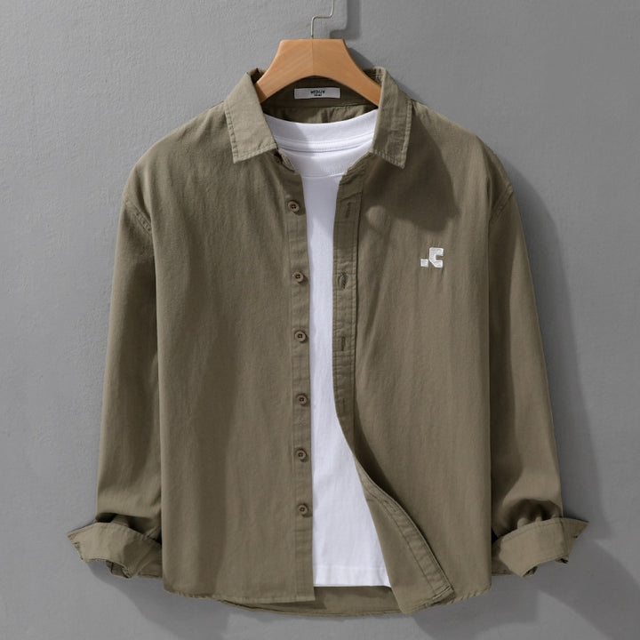 Herren Lässiges Baumwoll-Overshirt mit Kentkragen, dezentem Sticklogo und Relaxed‑Fit Echoarchiv