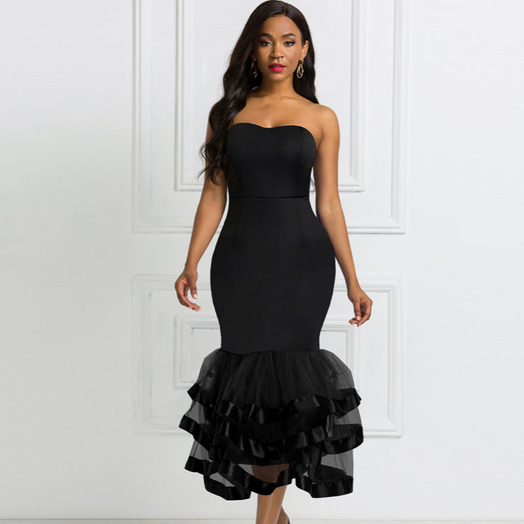 Damen figurbetontes Abendkleid mit schwingendem Rüschensaum Echo Archiv