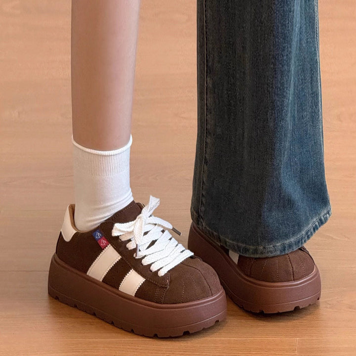 Damen Hochwertige Freizeitsneaker mit dicker Plateausohle und atmungsaktiver Mesh-Oberfläche Echo Archiv