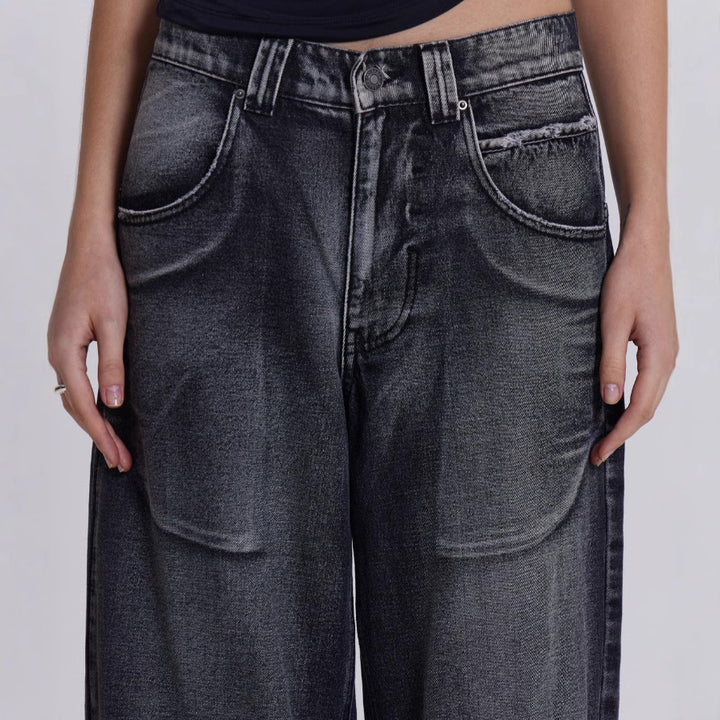 Damen weite Jeans mit kunstvollem Flügel-Design und einzigartigen Details Echo Archiv