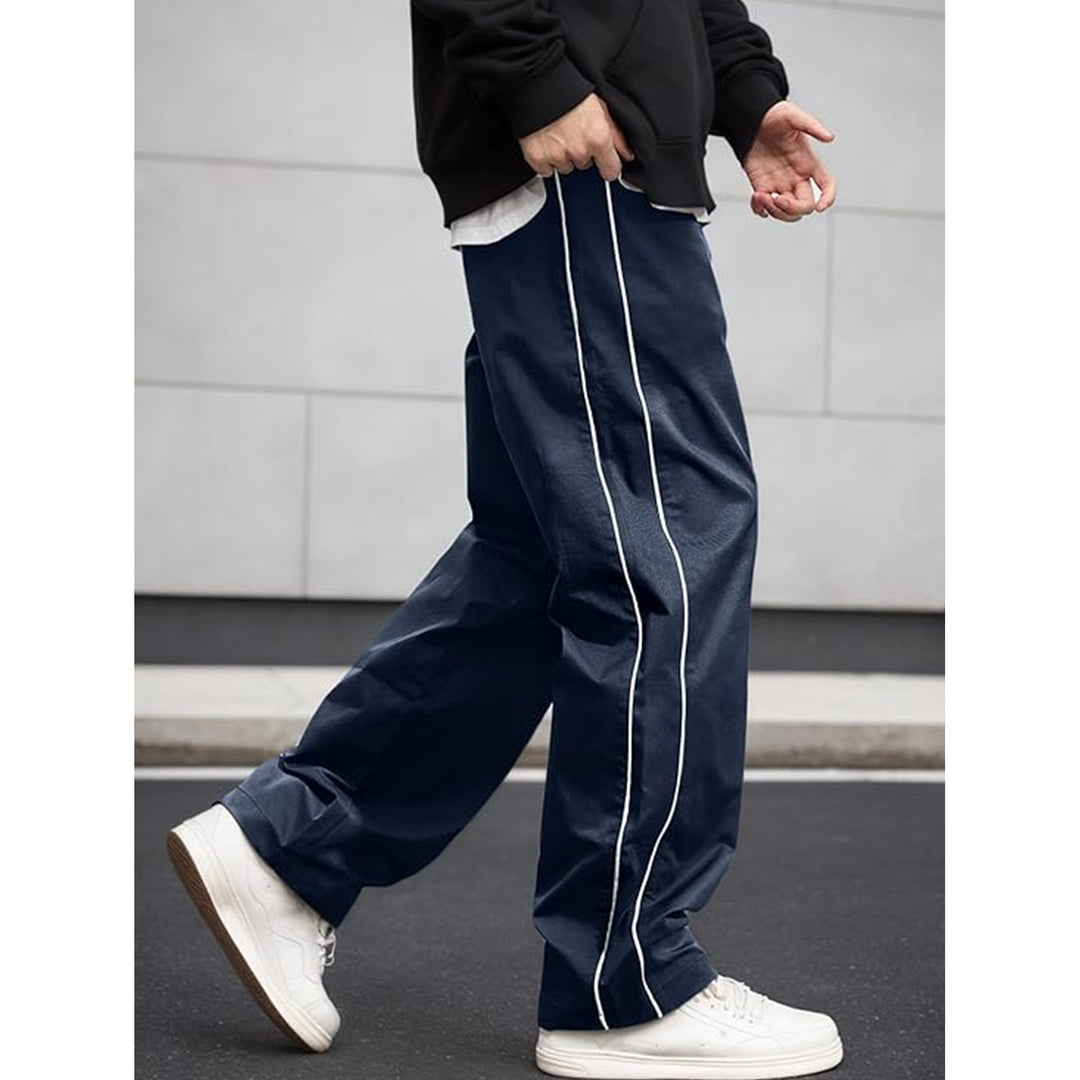 Herren Sportliche Freizeithose mit seitlichen Kontraststreifen Echo Archiv