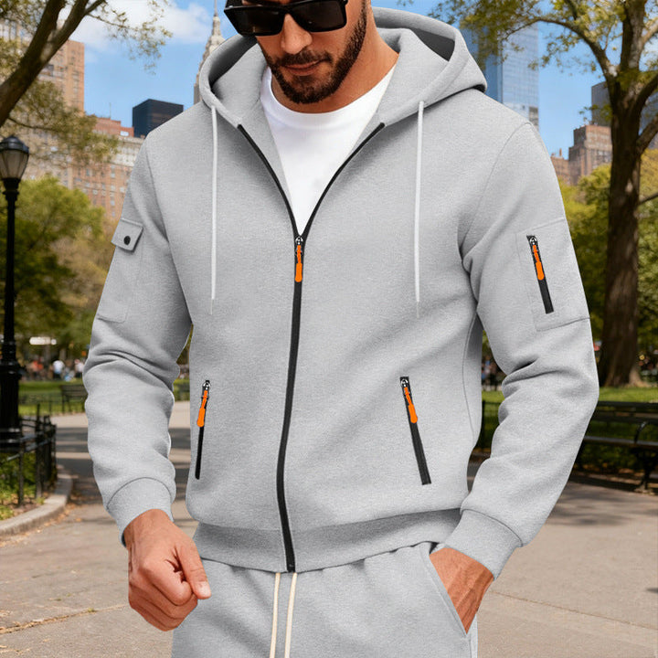 Herren sportlicher Kapuzenpullover mit modischen Schnellverschlüssen und praktischen Taschen – Cavarno
