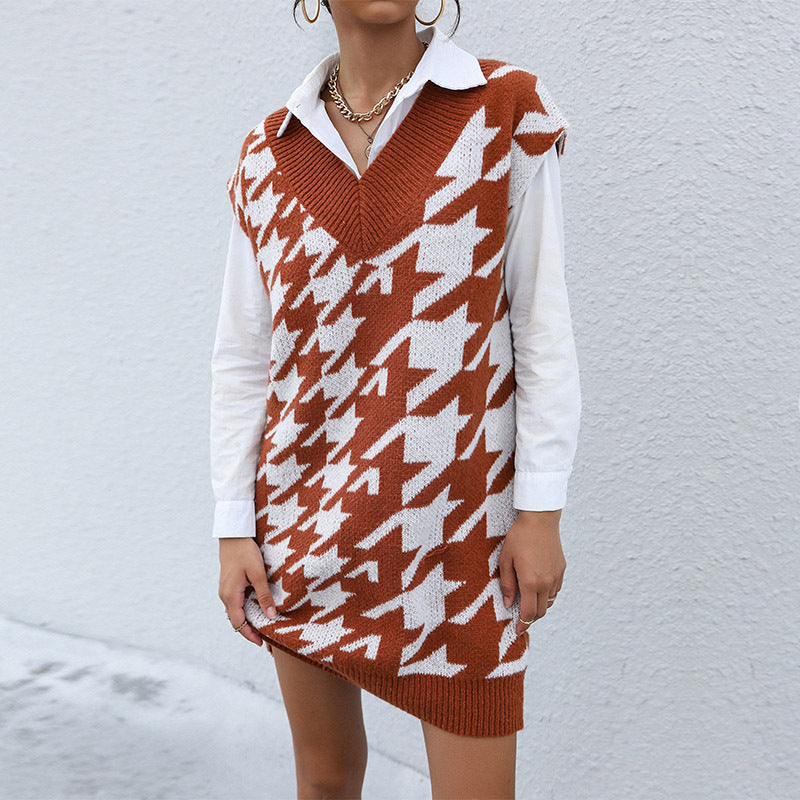 Damen Longline Strick‑Tunikaweste mit Hahnentritt‑Jacquard und tiefem V‑Ausschnitt Echoarchiv