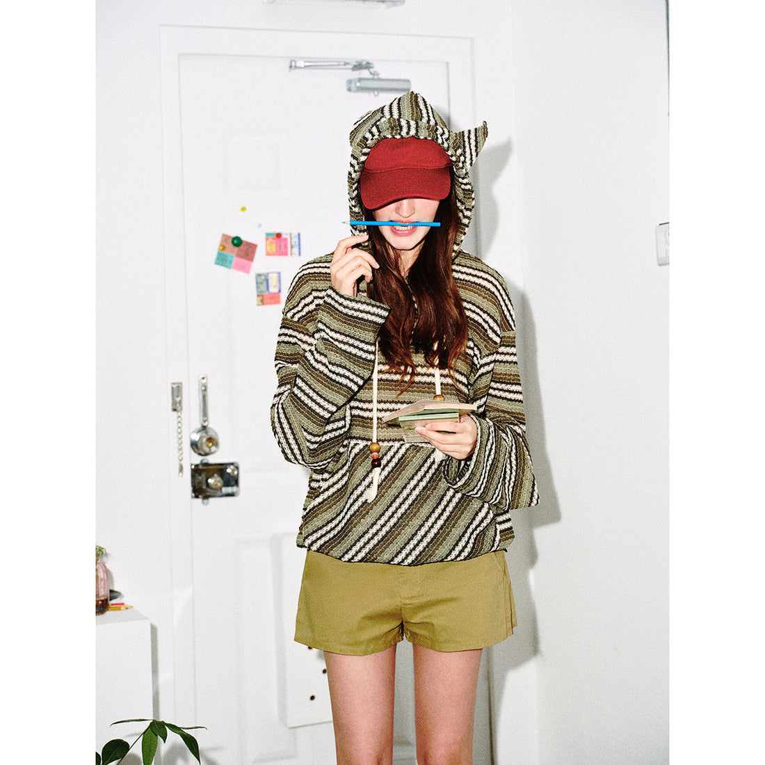 Damen Strick‑Kapuzenpullover mit Katzenohren und Kängurutasche Echoarchiv
