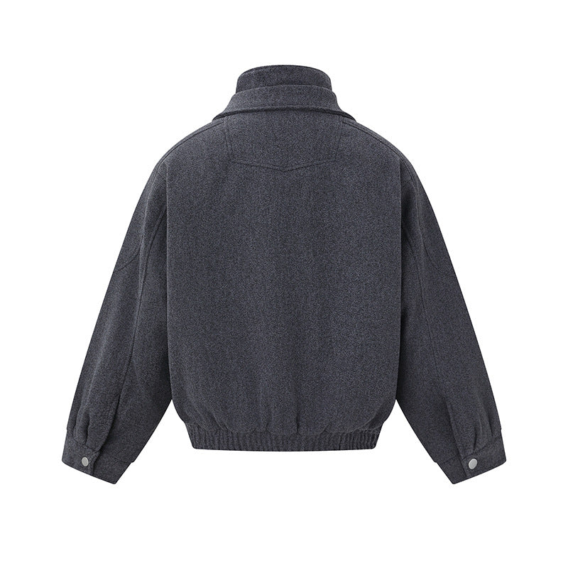 Herren Boxy Wollmix-Blousonjacke mit asymmetrischem Doppelverschluss und hohem Stehkragen Echoarchiv