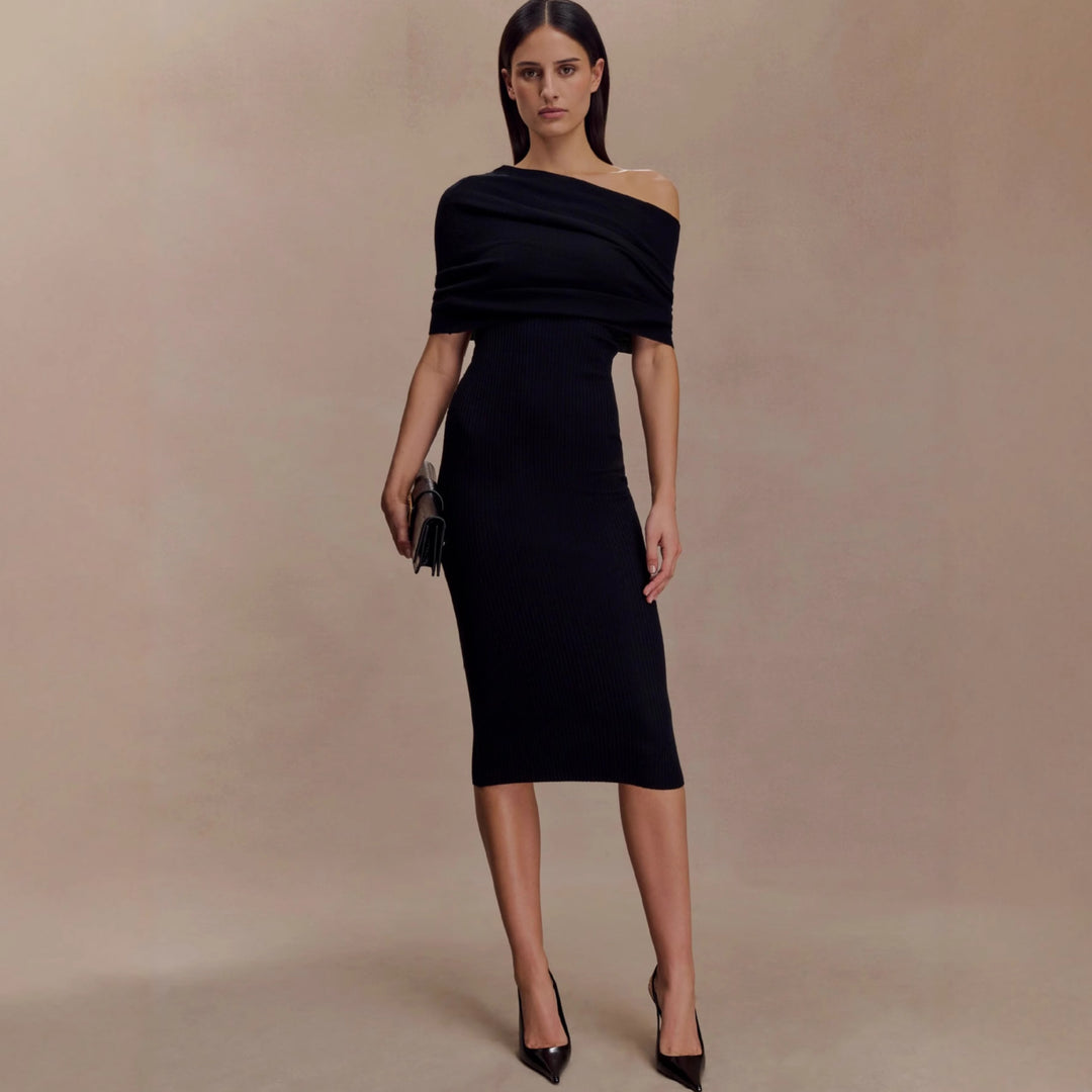 Damen elegantes Strickkleid mit off-shoulder Design Echo Archiv