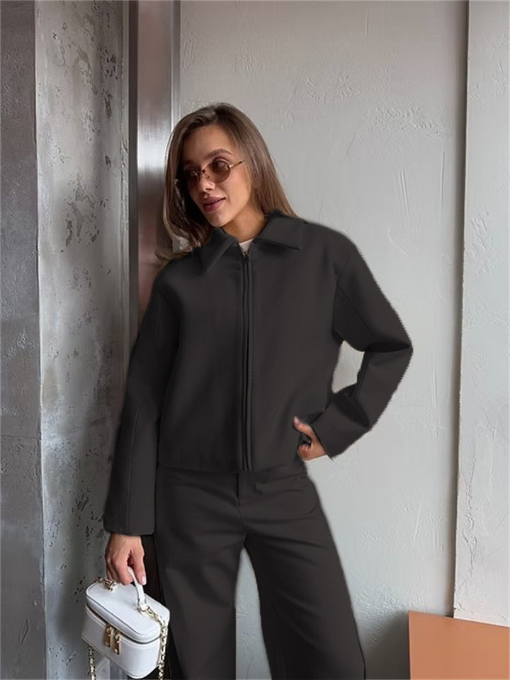 Damen Kurzjacke im Boxy-Schnitt mit Reißverschluss und Reverskragen – Célinea