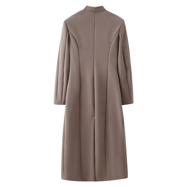 Damen minimalistischer langer Mantel mit schmalem Schalkragen und aufgesetzten Taschen – Montévia