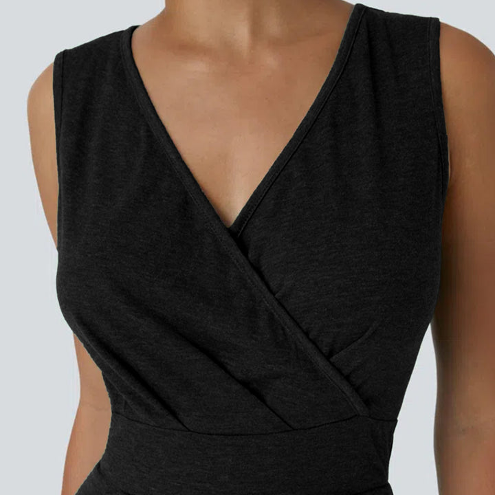 Damen Wickelkleid mit asymmetrischem Saum und elegantem Schnitt Echo Archiv