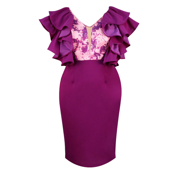 Damen Elegantes Kleid mit voluminösen Rüschen und figurbetonter Silhouette Echo Archiv