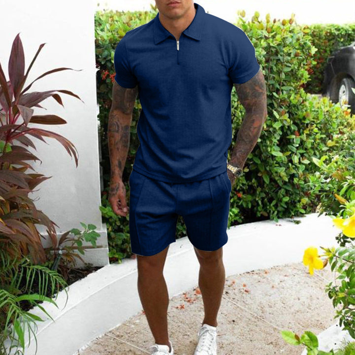 Herren Polo-Shirt und Shorts Set mit sportlichem Schnitt und praktischen Taschen Echoarchiv
