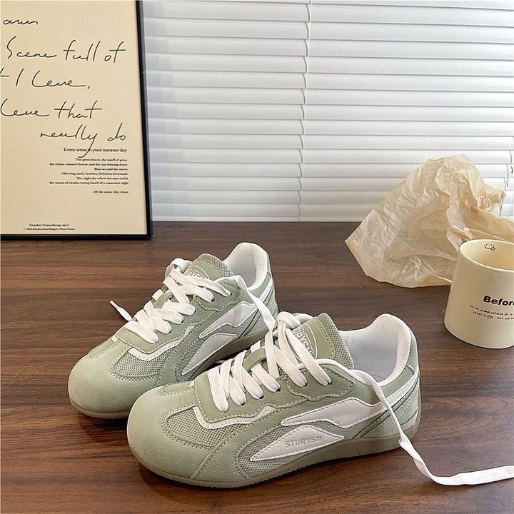 Damen Sportliche Sneaker mit weicher Veloursoberfläche und atmungsaktiver Netzstruktur Echo Archiv