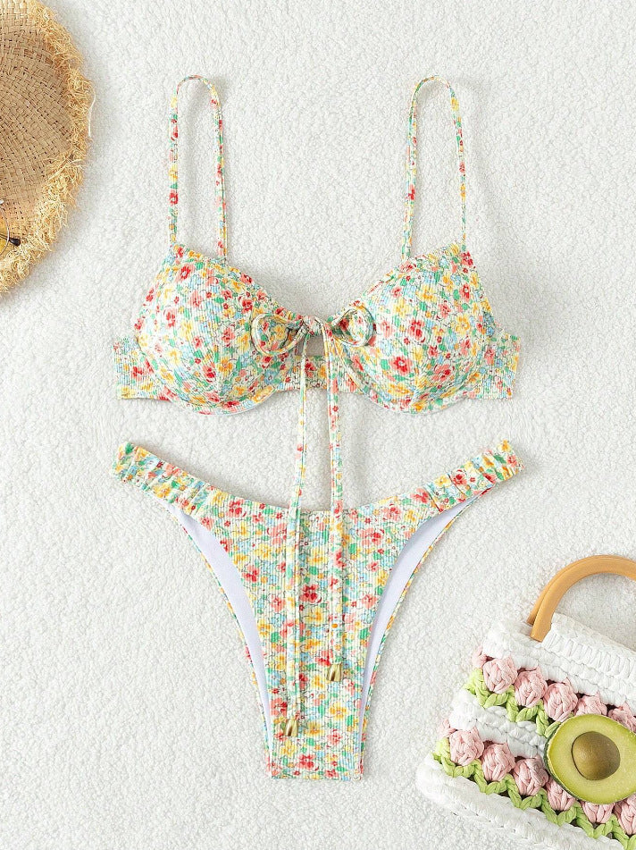 Damen Floral Bikini mit hochwertigen Rüschen und verstellbaren Trägern Echo Archiv