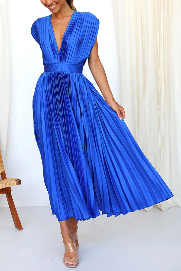 Damen Maxikleid mit Faltenwurf und tiefem V-Ausschnitt Echo Archiv