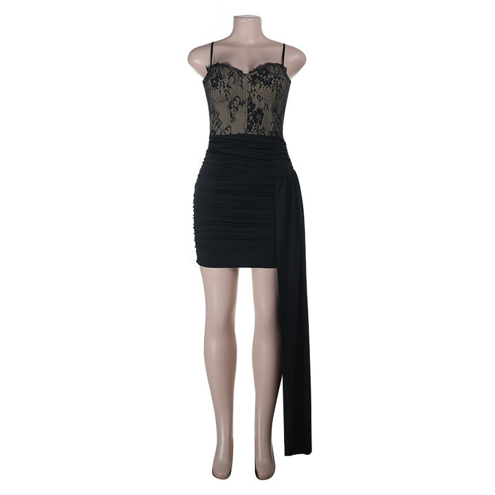 Damen Verführerisches Minikleid mit Spitzenoberteil und asymmetrischem Saum Echo Archiv