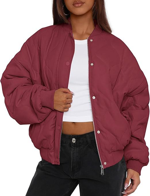 Damen Kurz geschnittene Stepp-Bomberjacke im Oversize-Look mit Raglanärmeln Echo Archiv