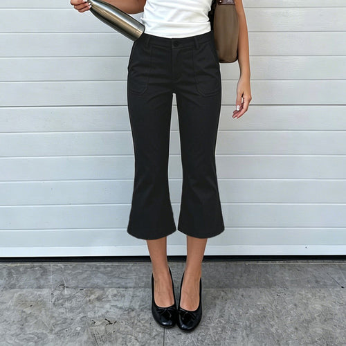 Damen Verkürzte ausgestellte Stretch-Hose mit aufgesetzten Taschen – Avélisse