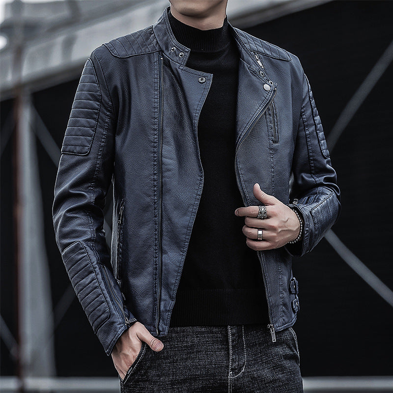 Herren Slim-Fit Kunstleder-Bikerjacke mit gesteppten Ärmelpaneelen, asymmetrischem Reißverschluss und Stehkragen Echo Archiv