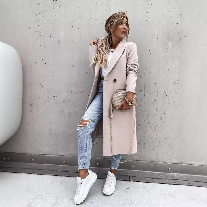 Damen nan klassischer Wollmantel mit doppelreihiger Knopfleiste und Oversize-Schnitt Echo Archiv