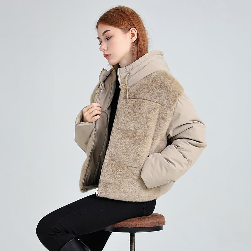 Damen Kurze Hybrid-Winterjacke mit samtiger Kunstfellfront und Kapuzenkragen Echo Archiv