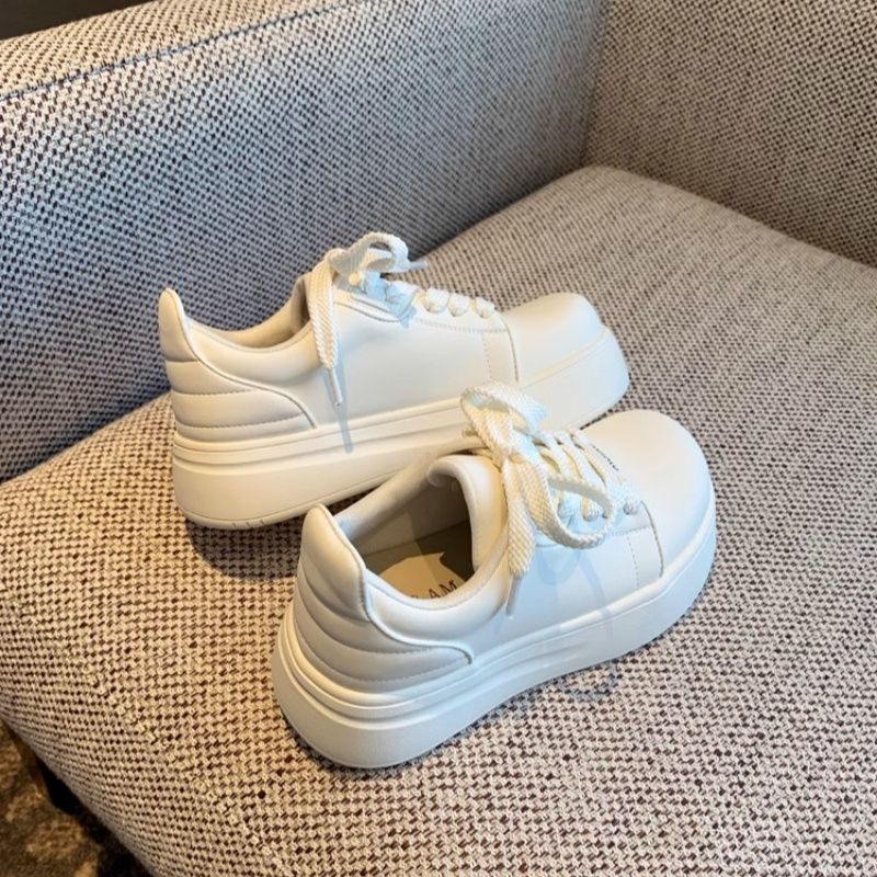 Damen Chunky Sneakers mit bequemer Plattform und stylischem Design Echo Archiv