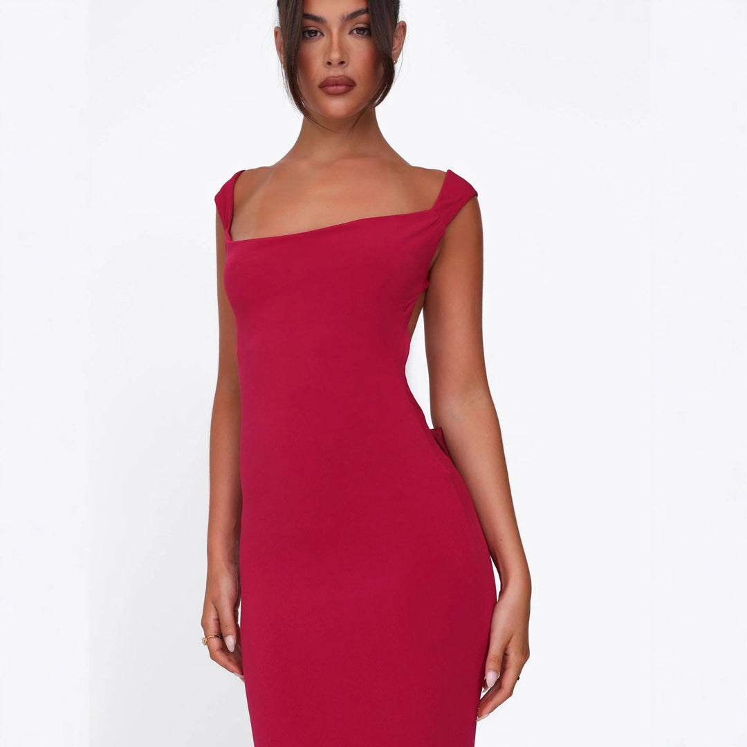 Damen nan körperbetontes Abendkleid mit quadratischem Ausschnitt und breiten Trägern Echo Archiv
