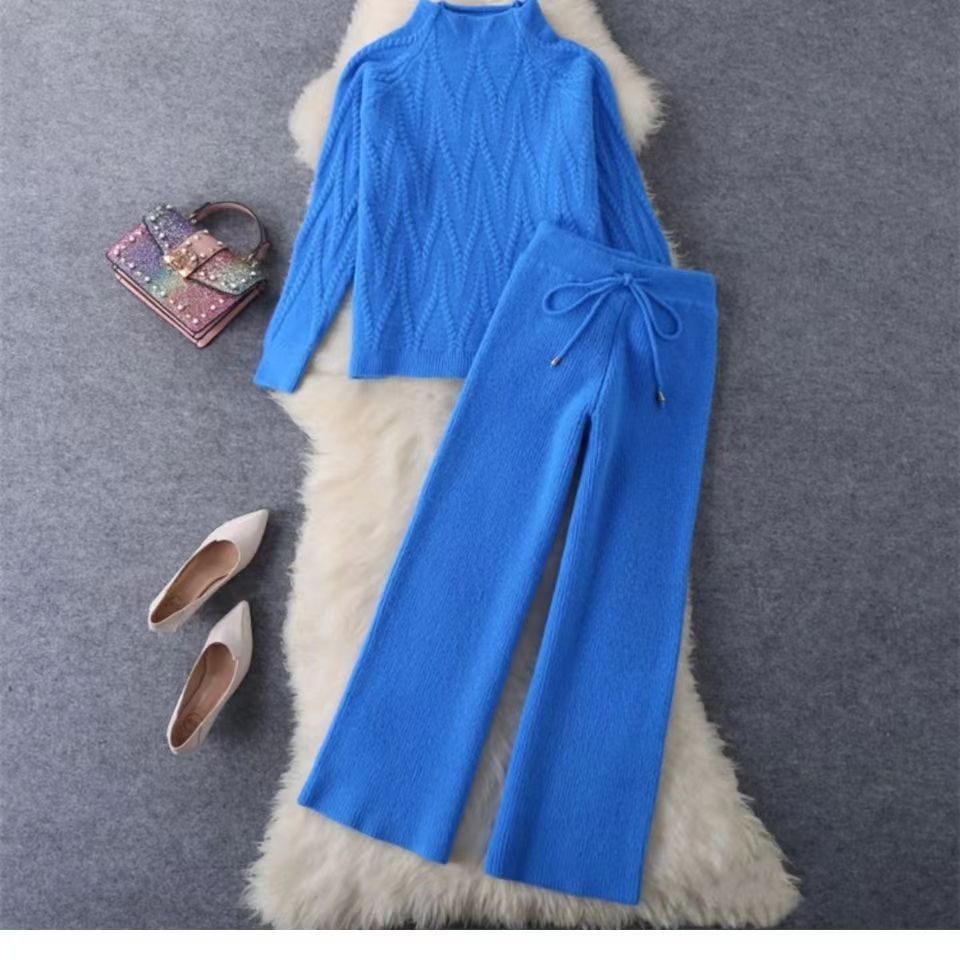 Damen Elegantes Strickoberteil und Hosen-Set Echo Archiv