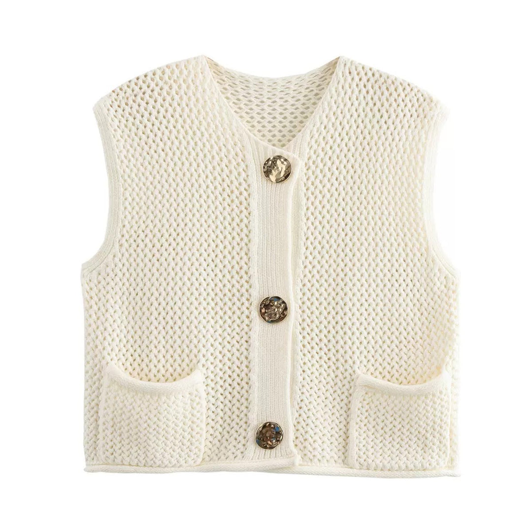 Damen gehäkelte Strickweste mit großen Zierknöpfen und Aufsatztaschen – Veloura