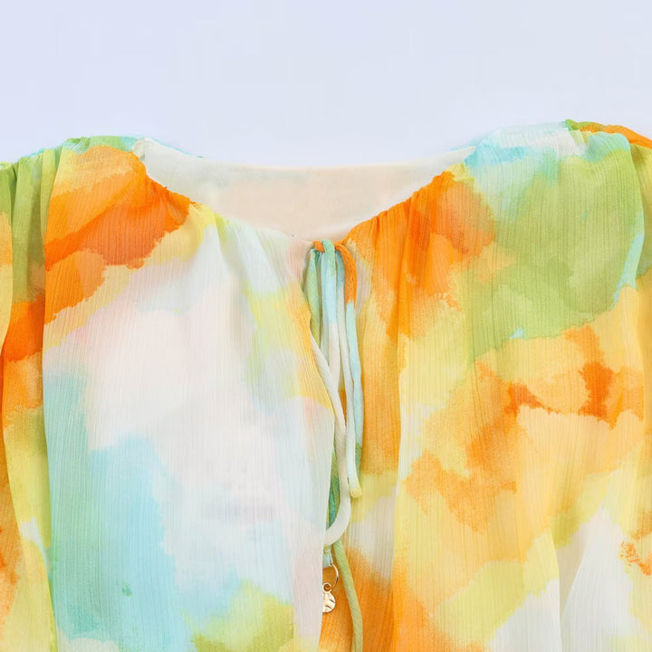 Damen Kurz geschnittene Plissee-Chiffonbluse mit Tunnelzug und weiten Ballonärmeln Echo Archiv