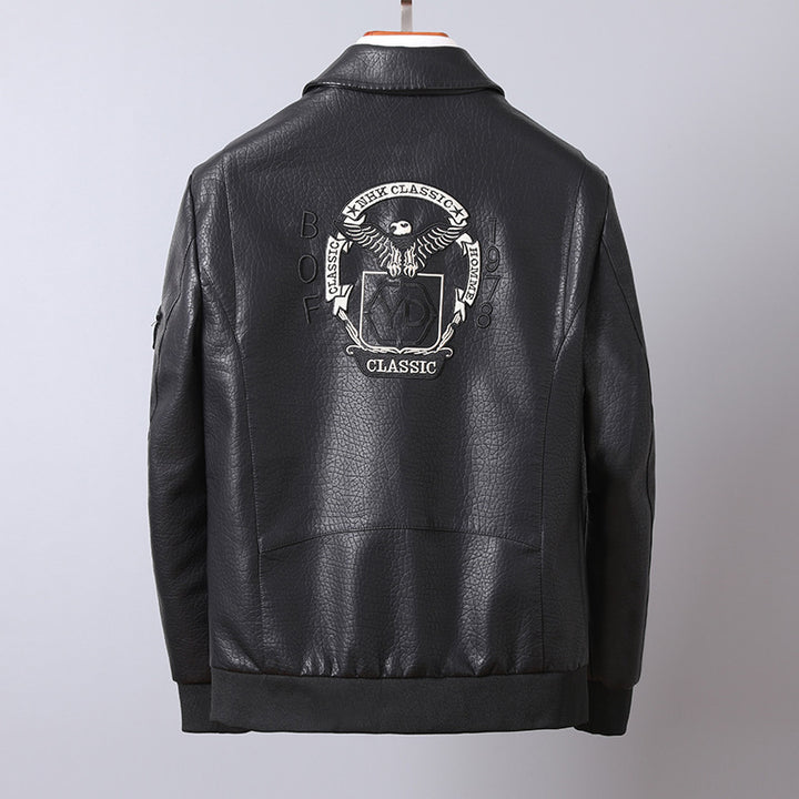 Herren Kunstleder-Fieldbomberjacke im Pilotenstil mit Patch‑Applikationen und Frontklappentaschen Echoarchiv